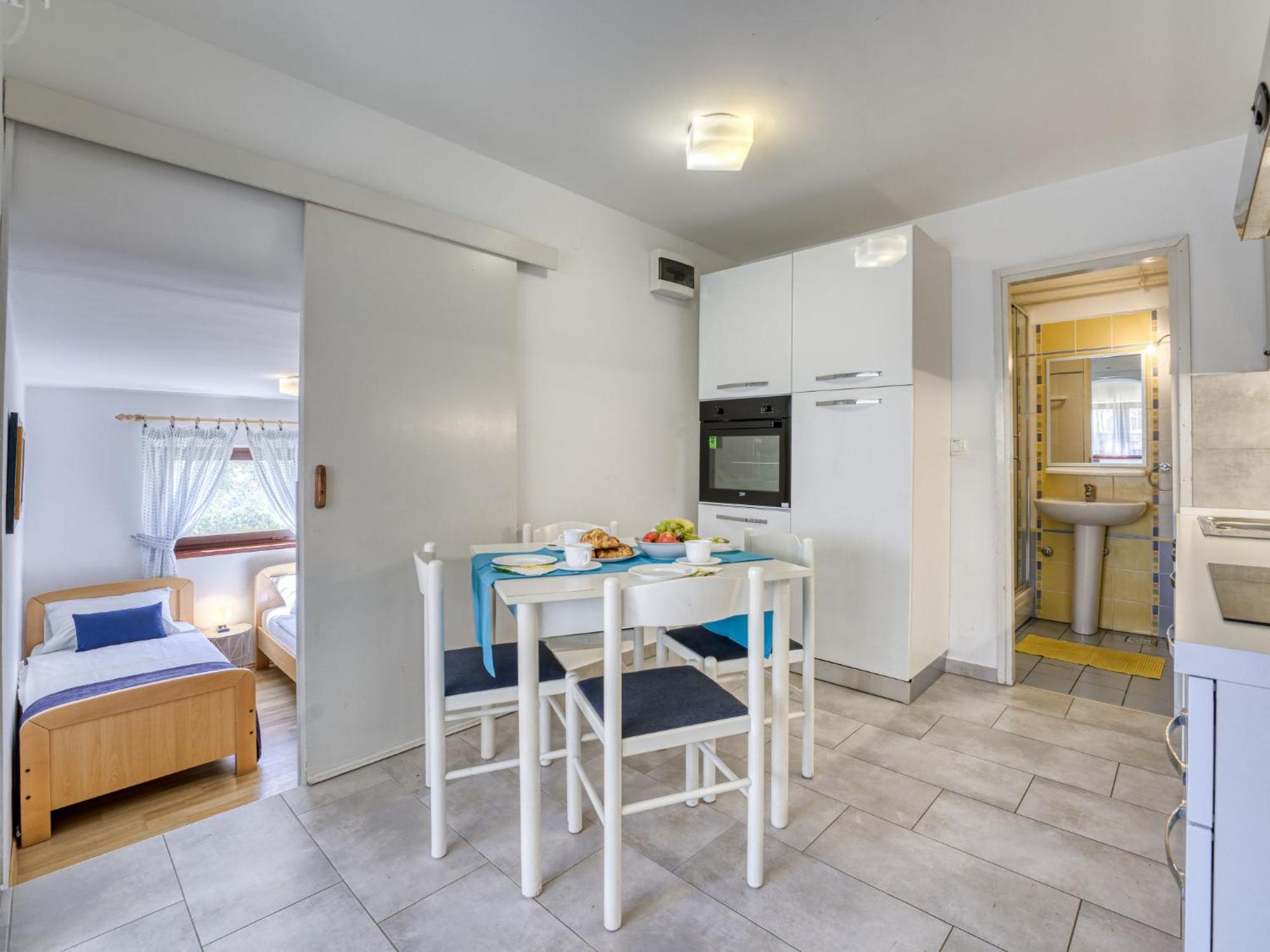 Apartment Jurkovic - Nji100 By Interhome Njivice Exterior photo